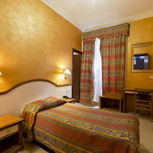 Lella Hotel Rome