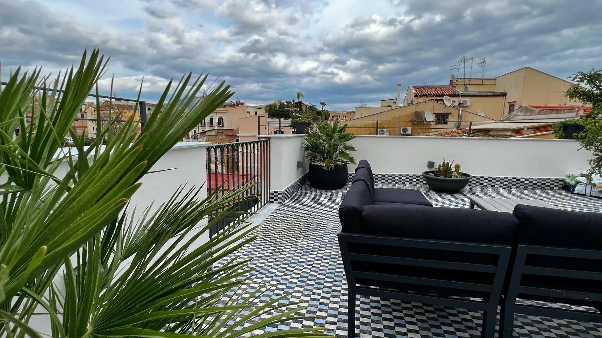 Bed & Breakfast Gioiamia - Luxury Rooms In Cattedrale Palermo